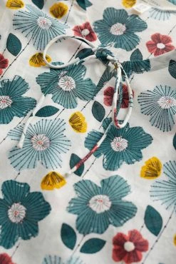 Seasalt Cornwall Natural Cobbs Well Top -Cheap Seasalt Store unnamed file 1184 scaled