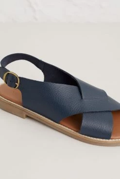 Seasalt Cornwall Blue Cross-Strap Leather Kite Flying Sandals -Cheap Seasalt Store unnamed file 600 scaled
