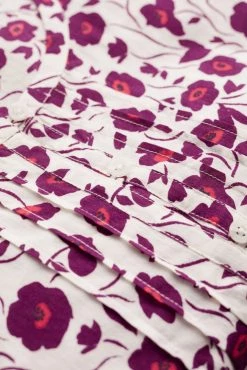 Seasalt White And Pink Three Quarter Summer Cotton Meadow Top -Cheap Seasalt Store unnamed file 977 scaled